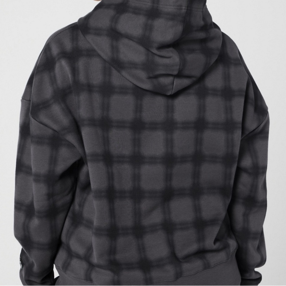 Fabletics oversized go to hoodie in midnight windowpane plaid women’s size small - Picture 4 of 5